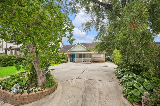 1249 Du Barry Lane, Houston, TX 77018