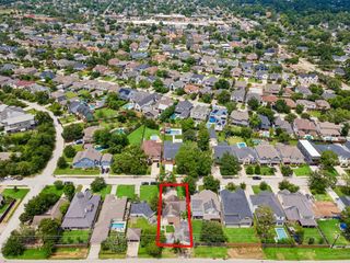 1249 Du Barry Lane, Houston, TX 77018
