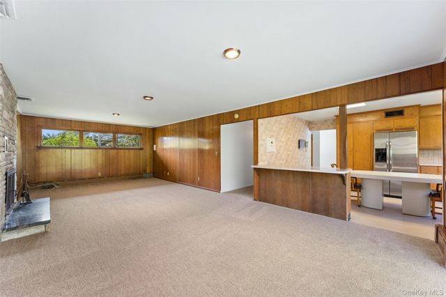 7 Parkway E, Yonkers, NY 10701
