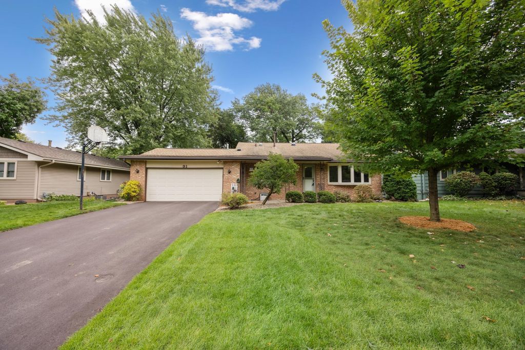 91 19th Avenue SW, New Brighton, MN 55112