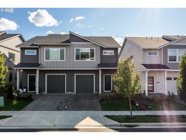 2721 S MAGNOLIA Dr, Cornelius, OR 97113