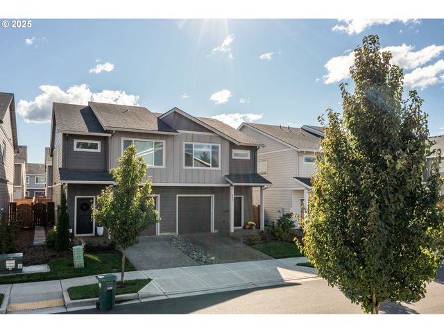 2721 S MAGNOLIA Dr, Cornelius, OR 97113