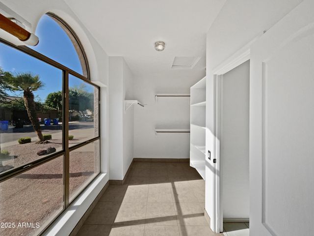 6160 E WOODRIDGE Drive, Scottsdale, AZ 85254