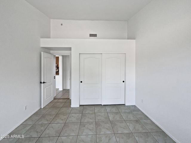 6160 E WOODRIDGE Drive, Scottsdale, AZ 85254