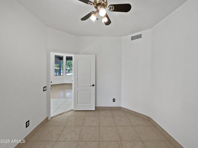 6160 E WOODRIDGE Drive, Scottsdale, AZ 85254