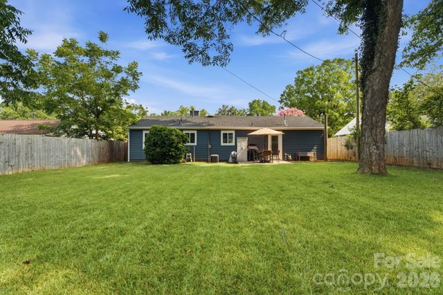 2639 Englehardt Street, Charlotte, NC 28216