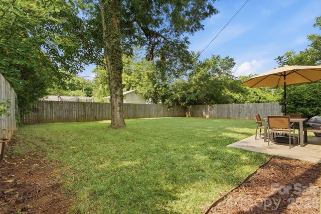 2639 Englehardt Street, Charlotte, NC 28216
