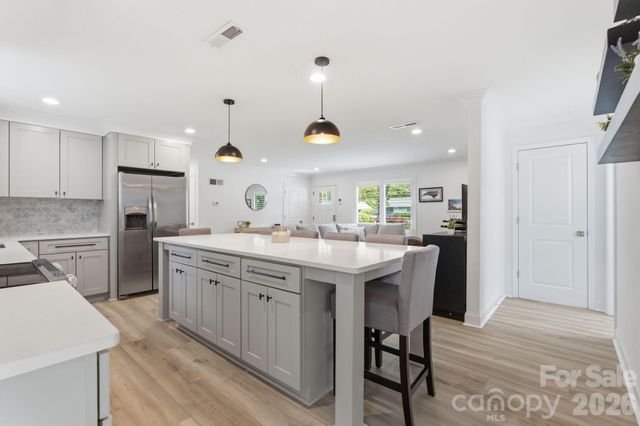 2639 Englehardt Street, Charlotte, NC 28216