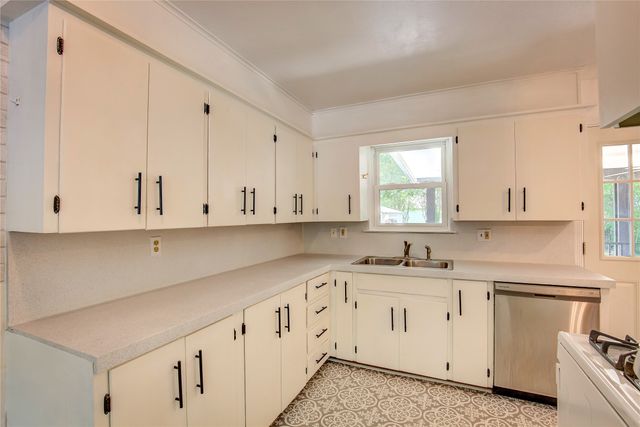 1308 Marshalldale Drive, Arlington, TX 76013