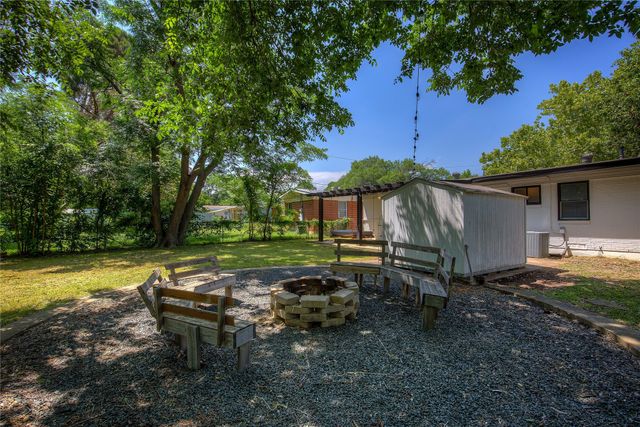 1308 Marshalldale Drive, Arlington, TX 76013