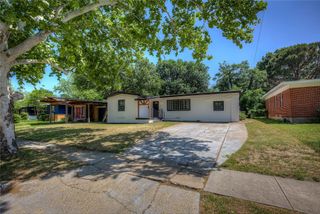 1308 Marshalldale Drive, Arlington, TX 76013