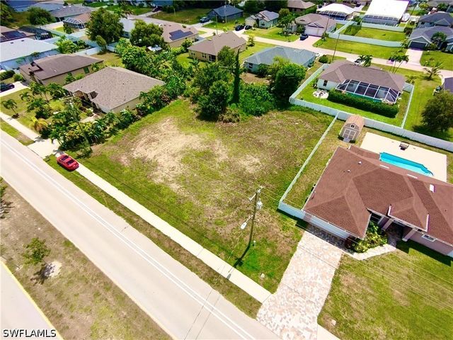 1818 SW Trafalgar PKWY, Cape Coral, FL 33991
