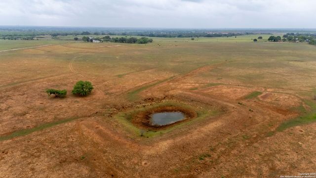 TBD County Road 133, Floresville, TX 78114
