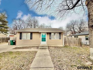 2956 N 11th Street, Lincoln, NE 68521