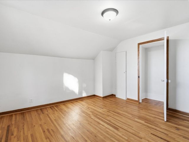 120 Green Street, Center Point, IA 52213