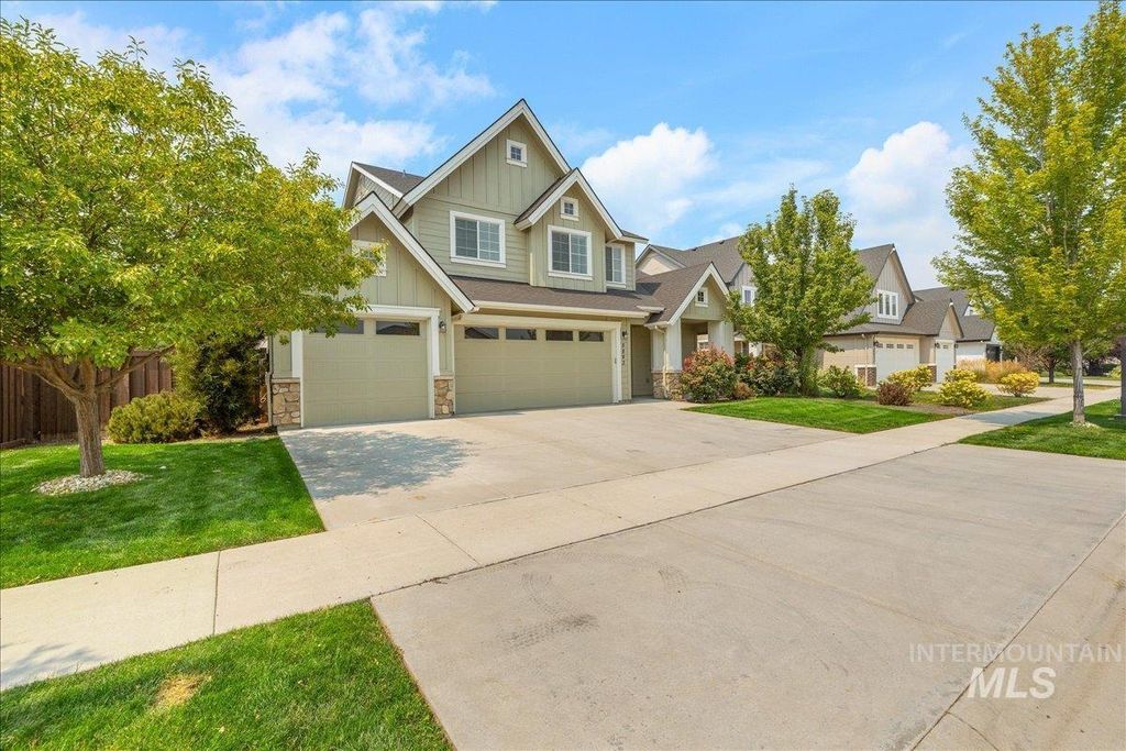 5893 N Vicenza Ave, Meridian, ID 83646 photo 1