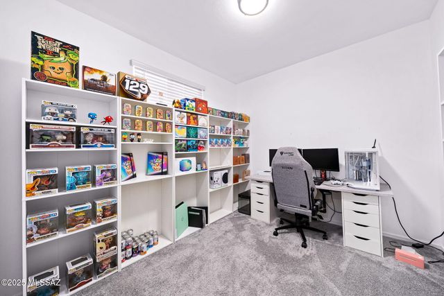 21476 E Treasure Road, Red Rock, AZ 85145