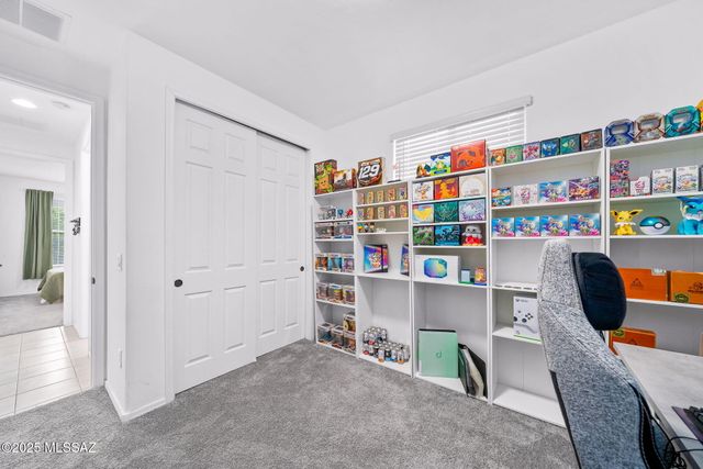 21476 E Treasure Road, Red Rock, AZ 85145