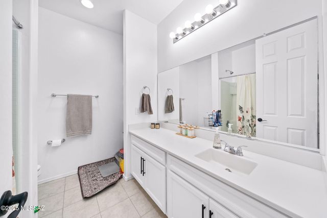 21476 E Treasure Road, Red Rock, AZ 85145