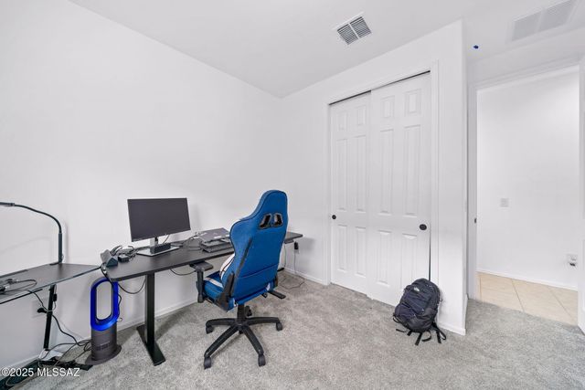 21476 E Treasure Road, Red Rock, AZ 85145