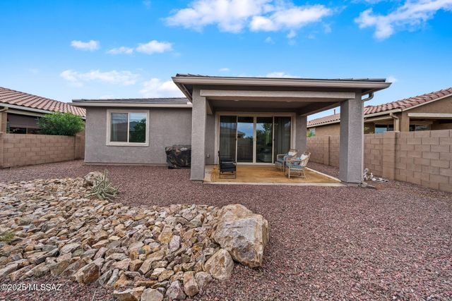 21476 E Treasure Road, Red Rock, AZ 85145