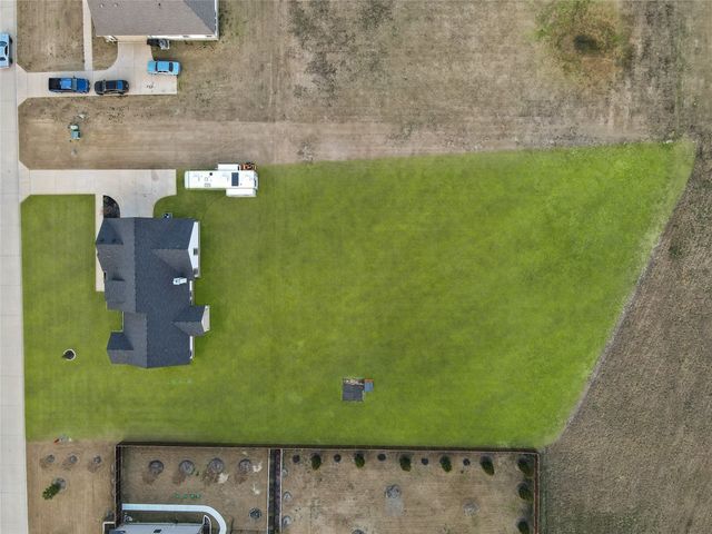 2517 Southern Oak Trail, Oak Ridge, TX 75161