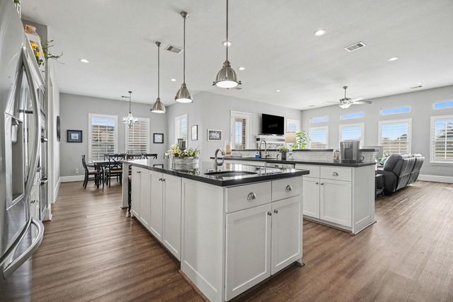 4118 Landon Lane, Baytown, TX 77523