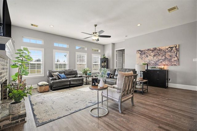 4118 Landon Lane, Baytown, TX 77523