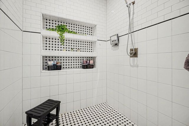 4118 Landon Lane, Baytown, TX 77523