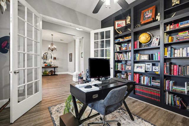 4118 Landon Lane, Baytown, TX 77523