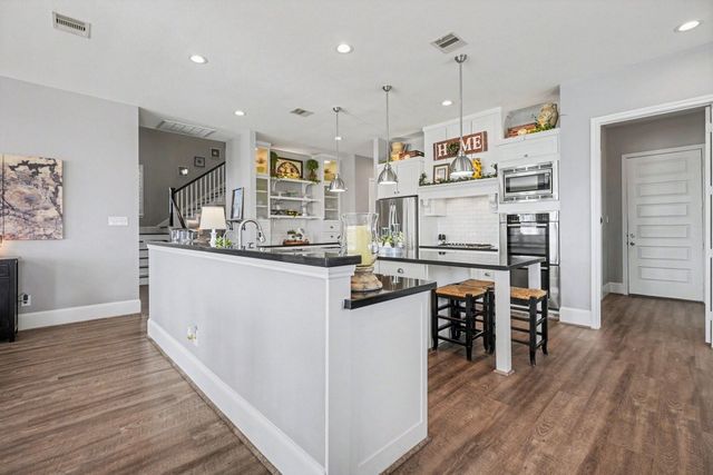 4118 Landon Lane, Baytown, TX 77523