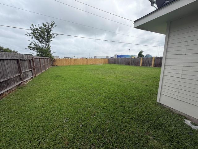 5507 Santa Christi Drive, Houston, TX 77053