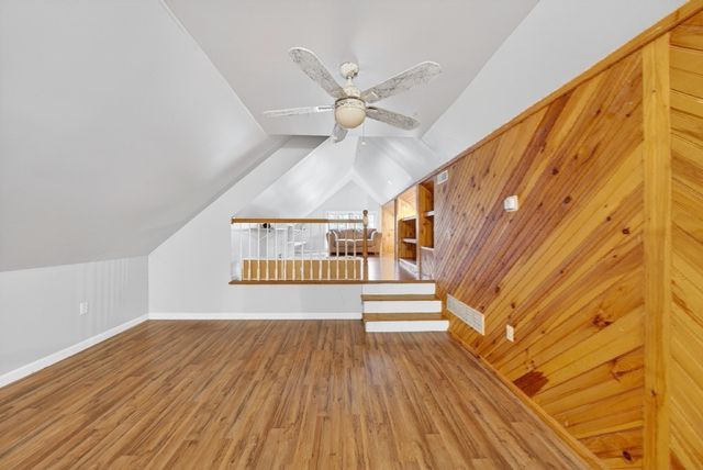 2 Hitching Post Ln, Methuen, MA 01844