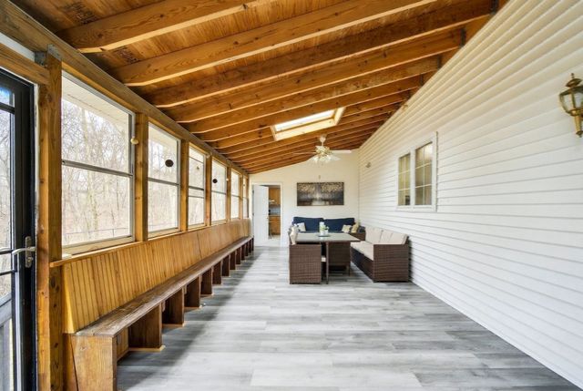2 Hitching Post Ln, Methuen, MA 01844