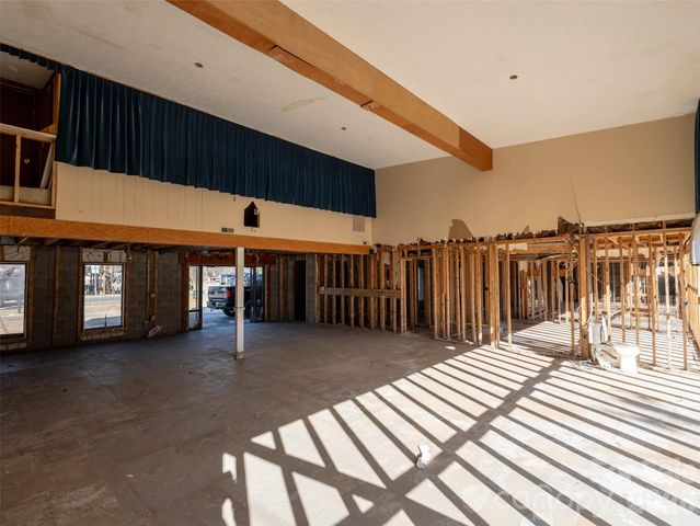 3264 Broad Street, Clyde, NC 28721