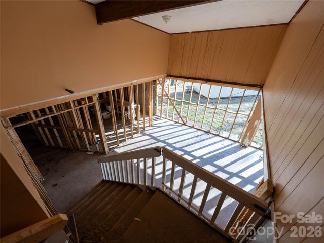 3264 Broad Street, Clyde, NC 28721