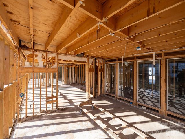 3264 Broad Street, Clyde, NC 28721
