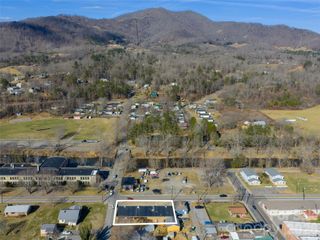 3264 Broad Street, Clyde, NC 28721