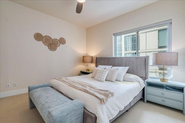 603 Davis ST 1704, Austin, TX 78701