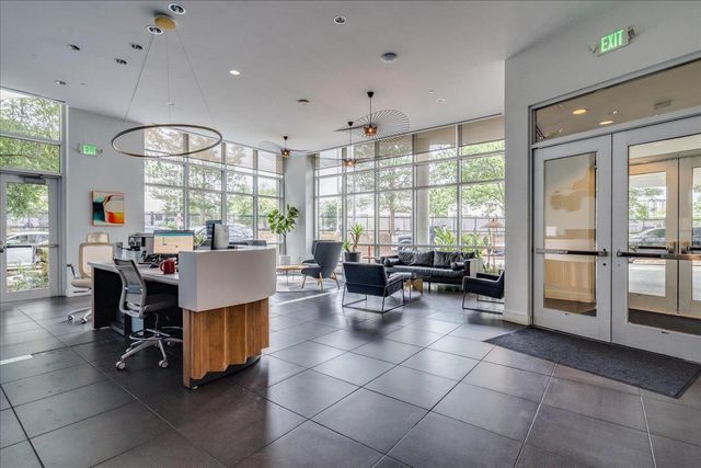 603 Davis ST 1704, Austin, TX 78701
