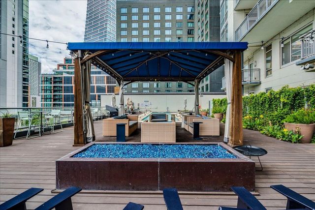 603 Davis ST 1704, Austin, TX 78701