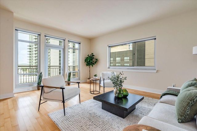 603 Davis ST 1704, Austin, TX 78701
