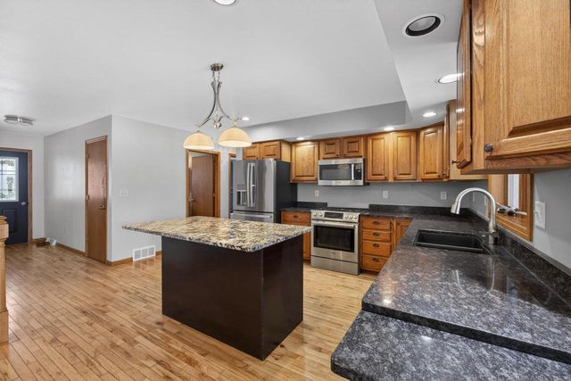 5620 N PARK ROAD, Wisconsin Rapids, WI 54494