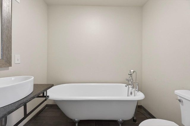 5620 N PARK ROAD, Wisconsin Rapids, WI 54494