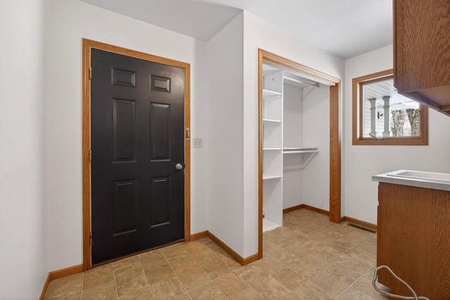 5620 N PARK ROAD, Wisconsin Rapids, WI 54494