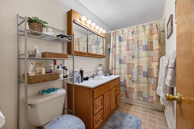 5620 N PARK ROAD, Wisconsin Rapids, WI 54494