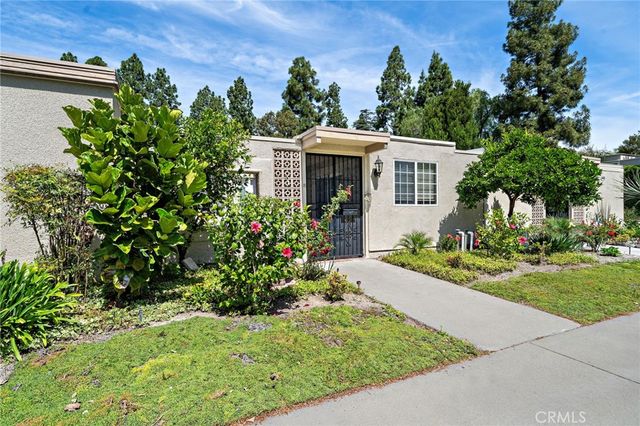 440 Avenida Sevilla B, Laguna Woods, CA 92637