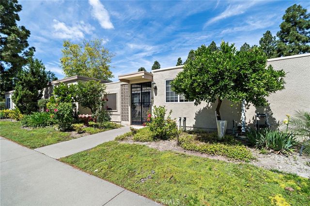 440 Avenida Sevilla B, Laguna Woods, CA 92637