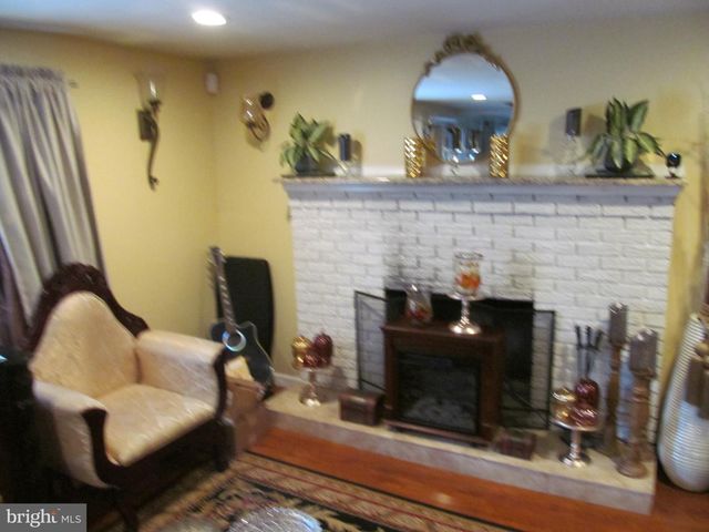 2351 KAY AVE, Feasterville Trevose, PA 19053