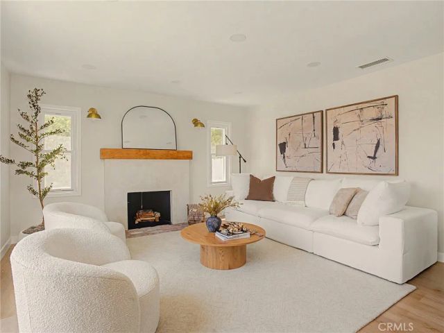 825 Bungalow Drive, El Segundo, CA 90245